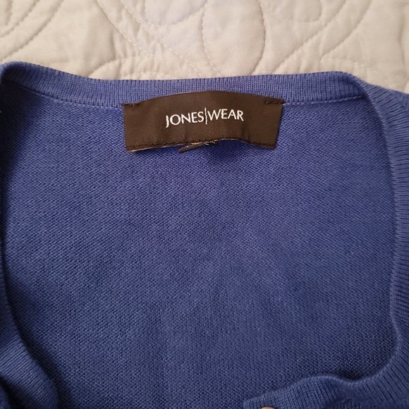 JONES WEAR RUFFLE CARDIGAN - Picture 2 of 2